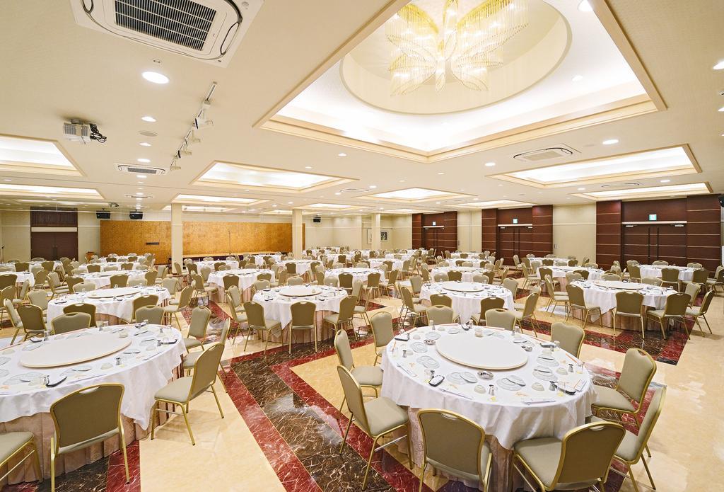 Aso Plaza Hotel Кумамото Экстерьер фото