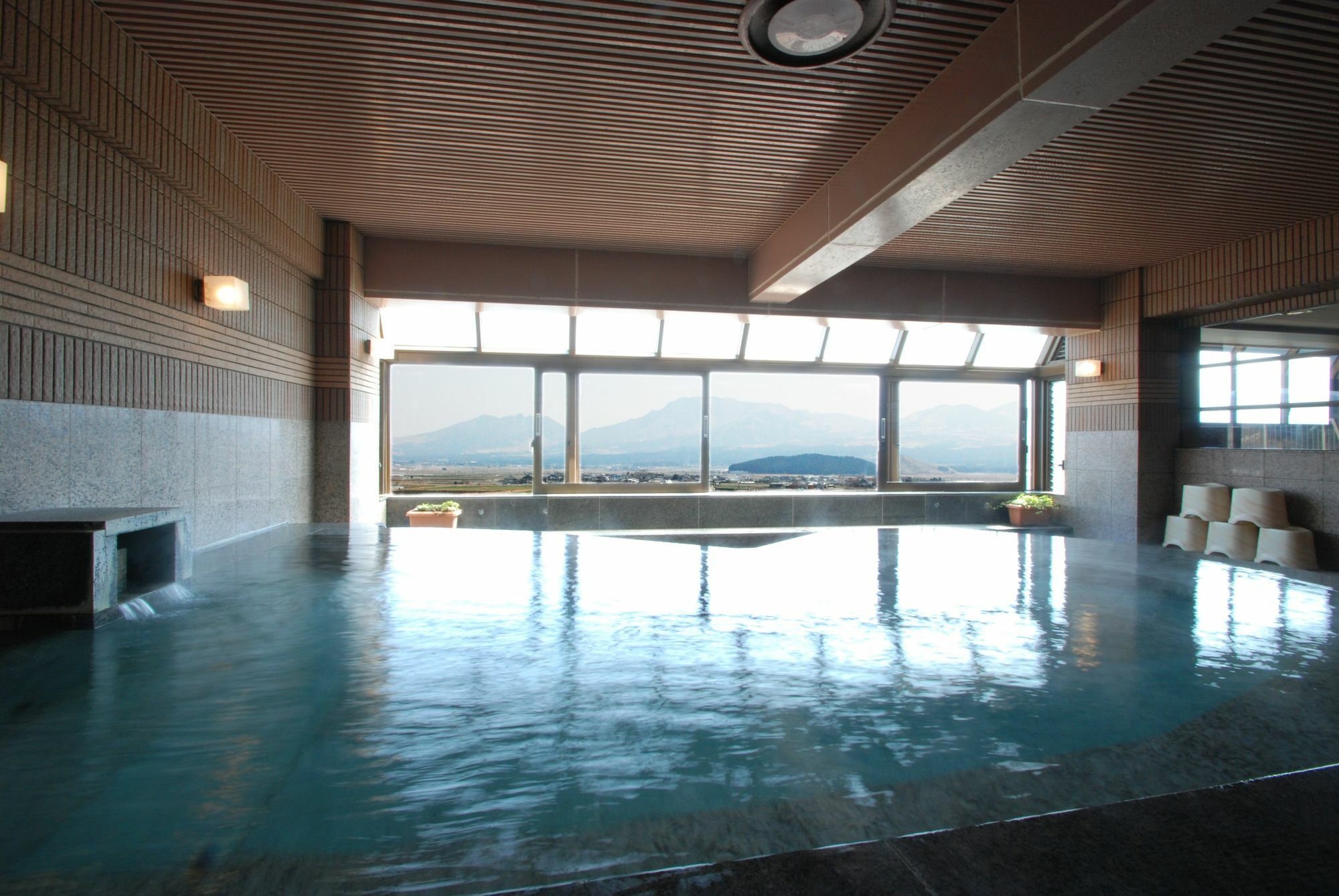 Aso Plaza Hotel Кумамото Экстерьер фото
